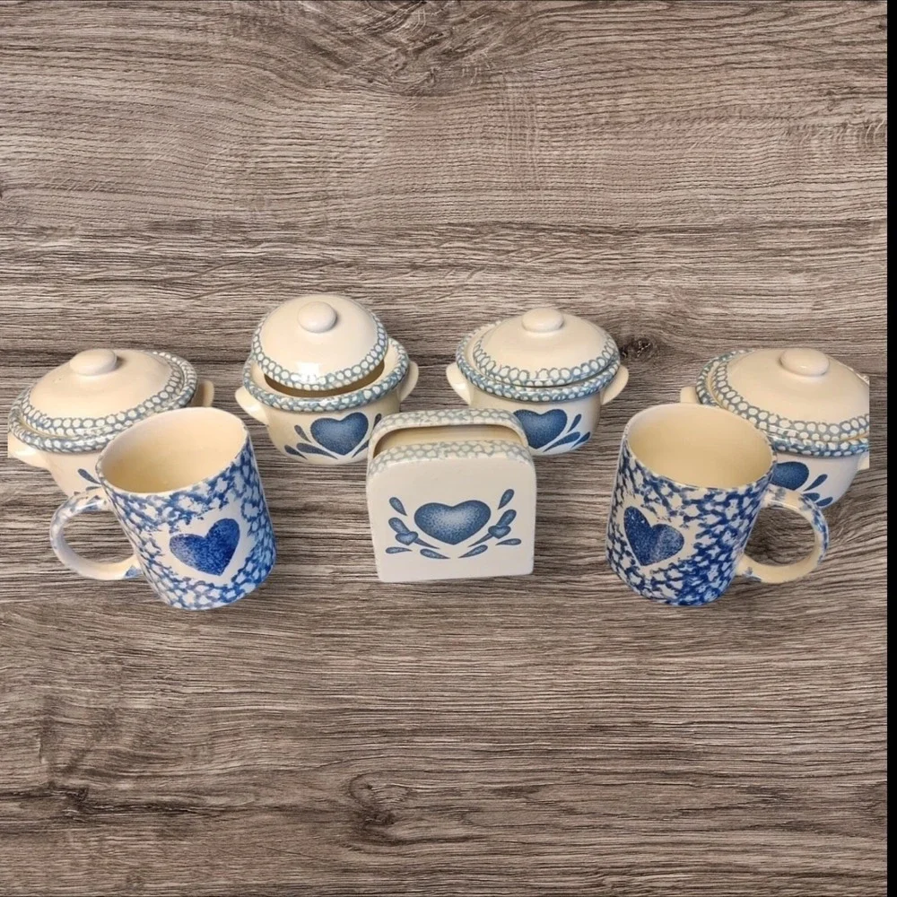 Vintage💙blue heart Stoneware Kitchen‎ Set Crocks Mugs Napkin Holder Shakers 9pc